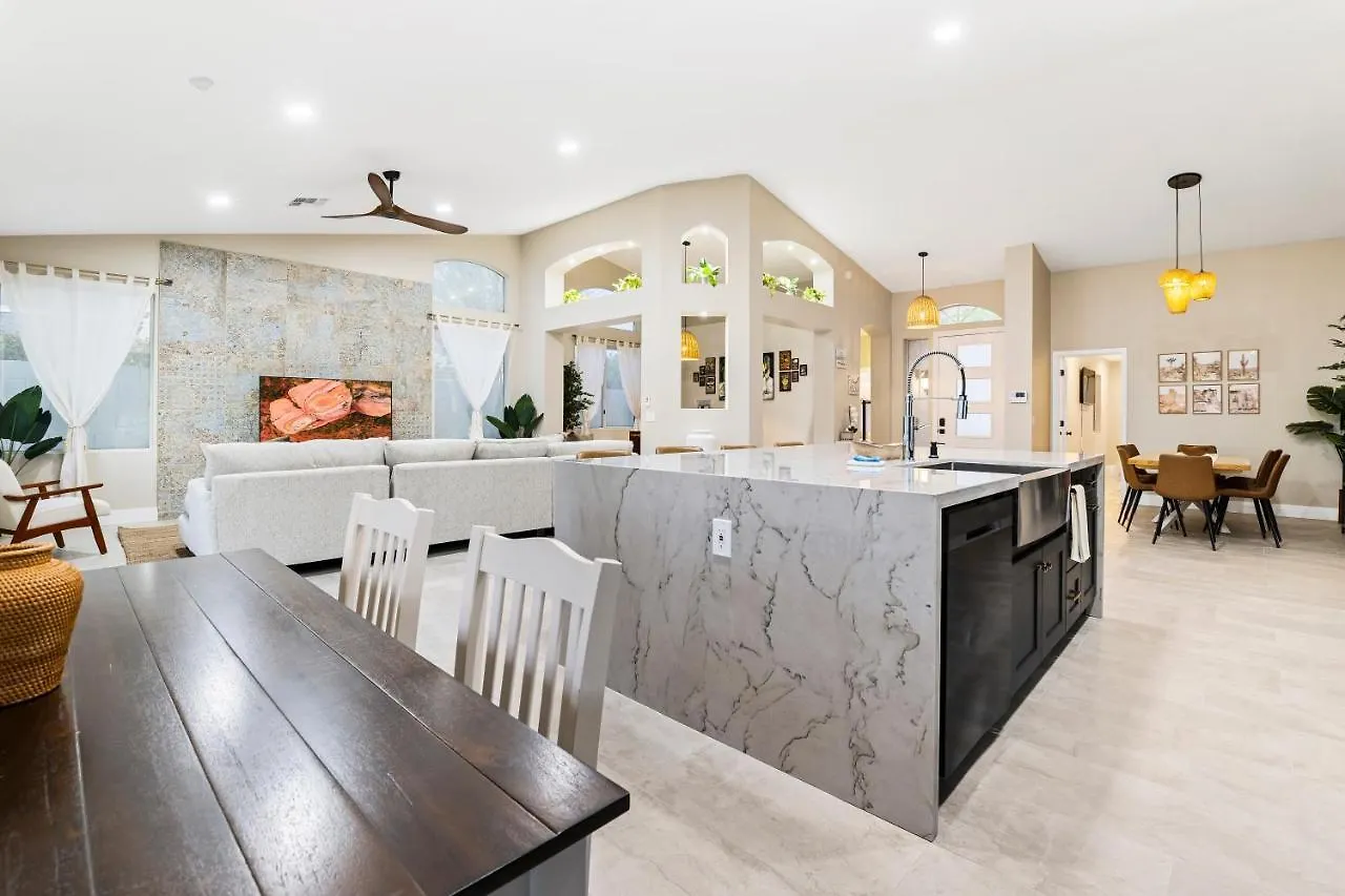 Holiday home King Bed - High End -Westgate Villa. Avondale United States